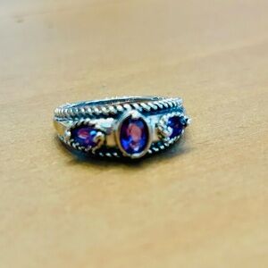 Carolyn Pollack sterling silver ring featuring an amethyst stone size 10